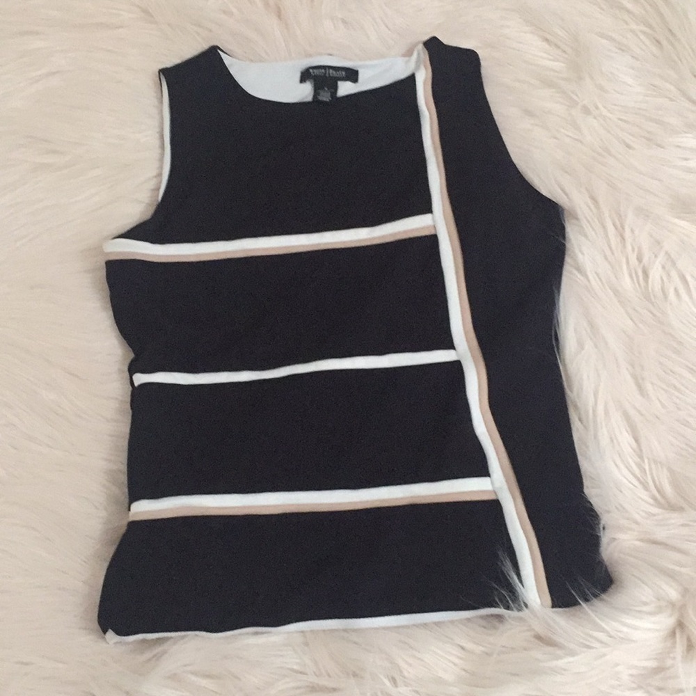 Black/cream/white top